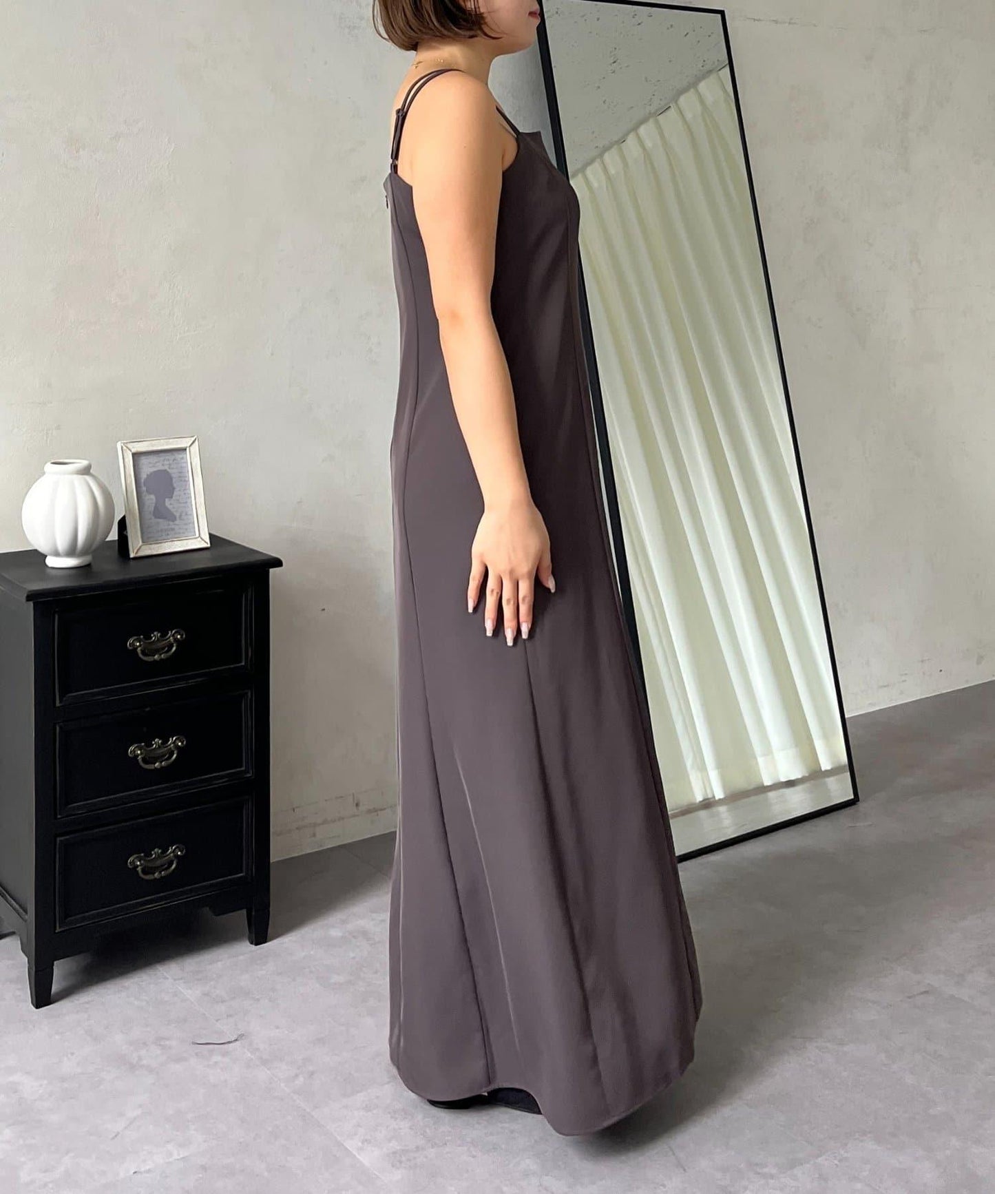 【MOMO】透視荷葉邊吊帶疊穿連衣裙