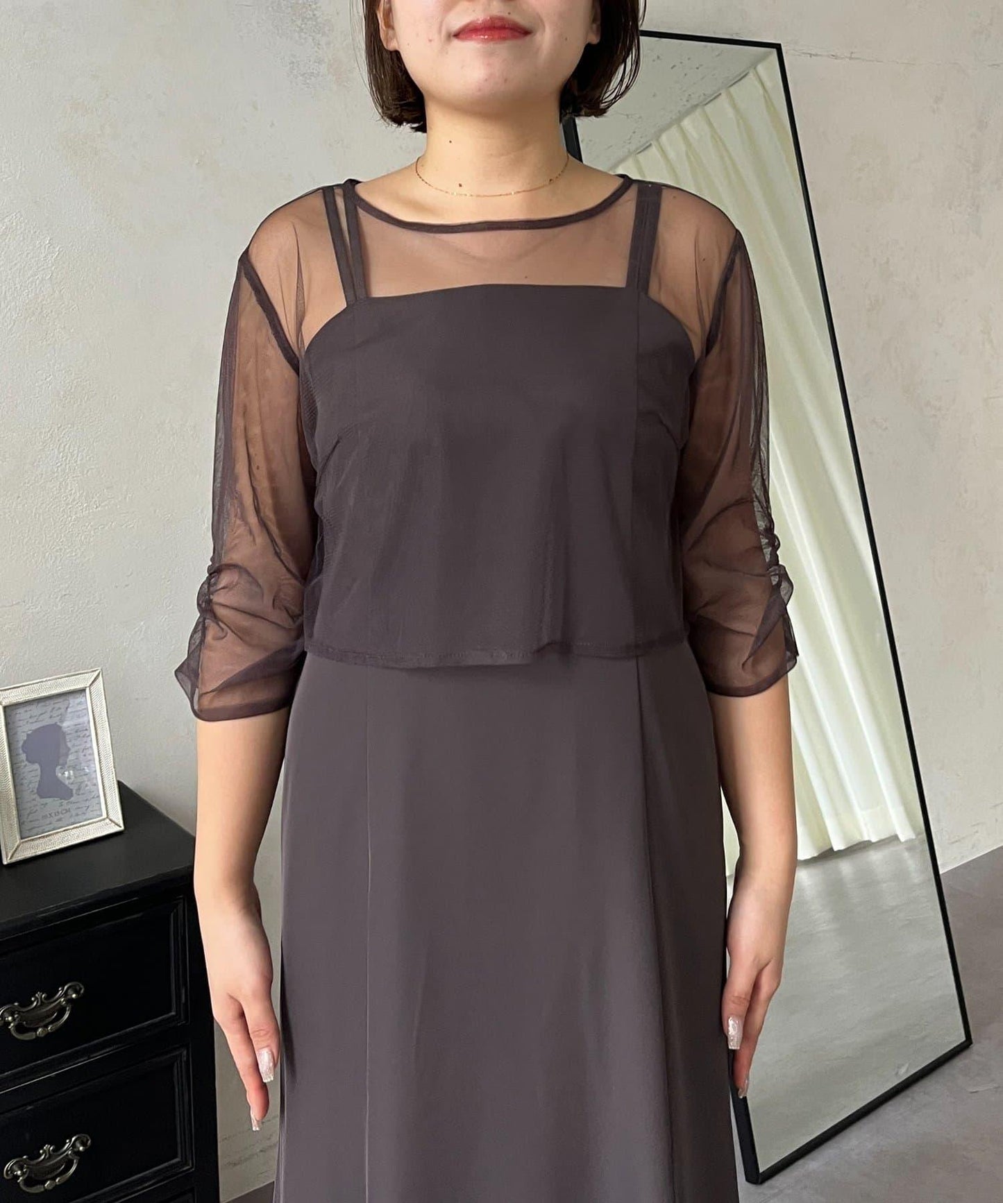 【MOMO】透視荷葉邊吊帶疊穿連衣裙