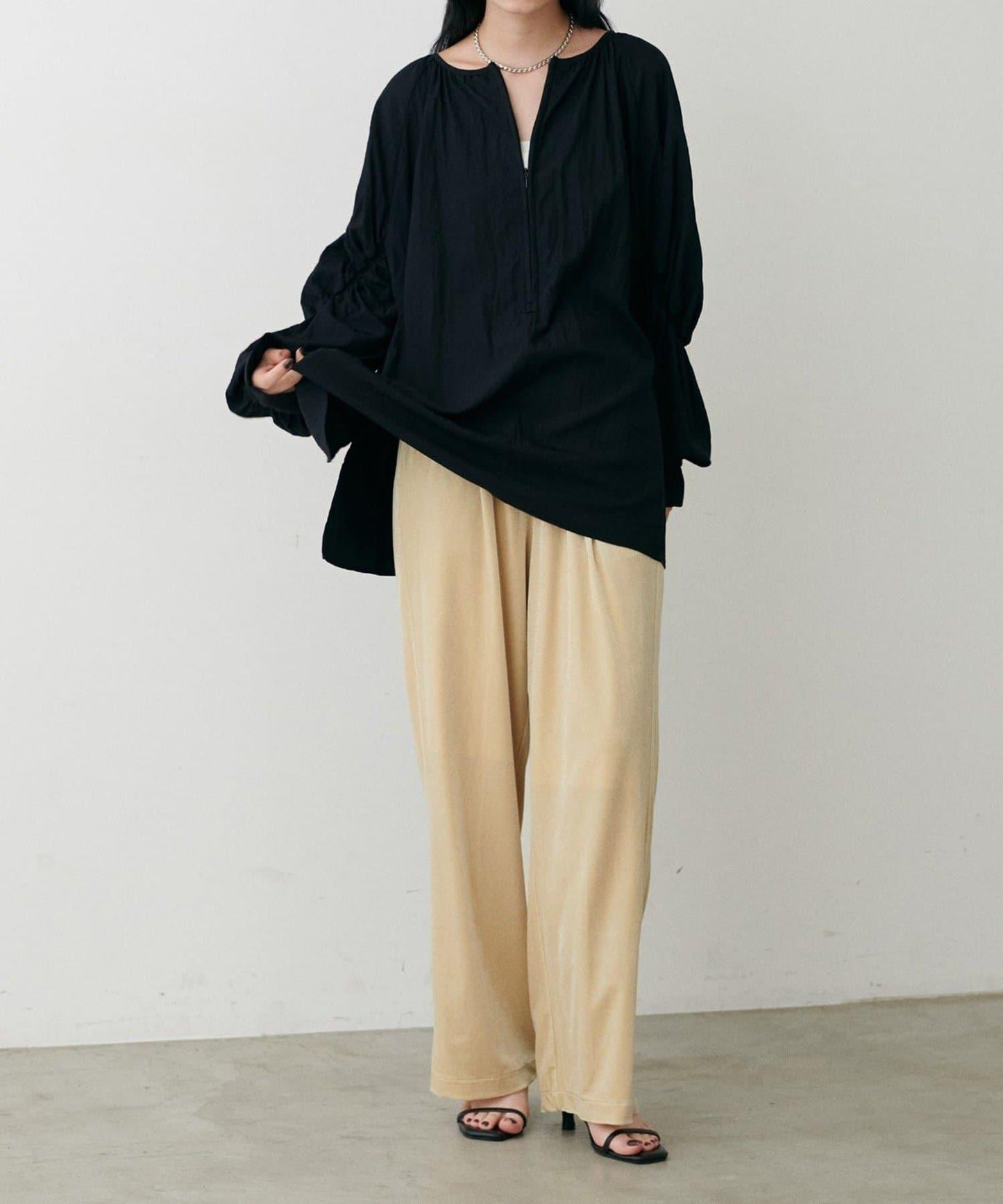 【LARUTA】側邊拼接天鵝絨長褲