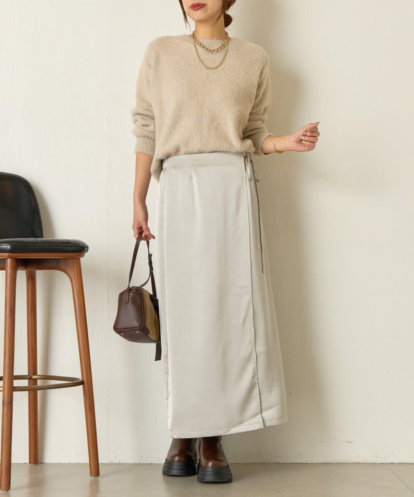 裹身風緞面半身裙