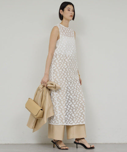 提花透視連衣裙