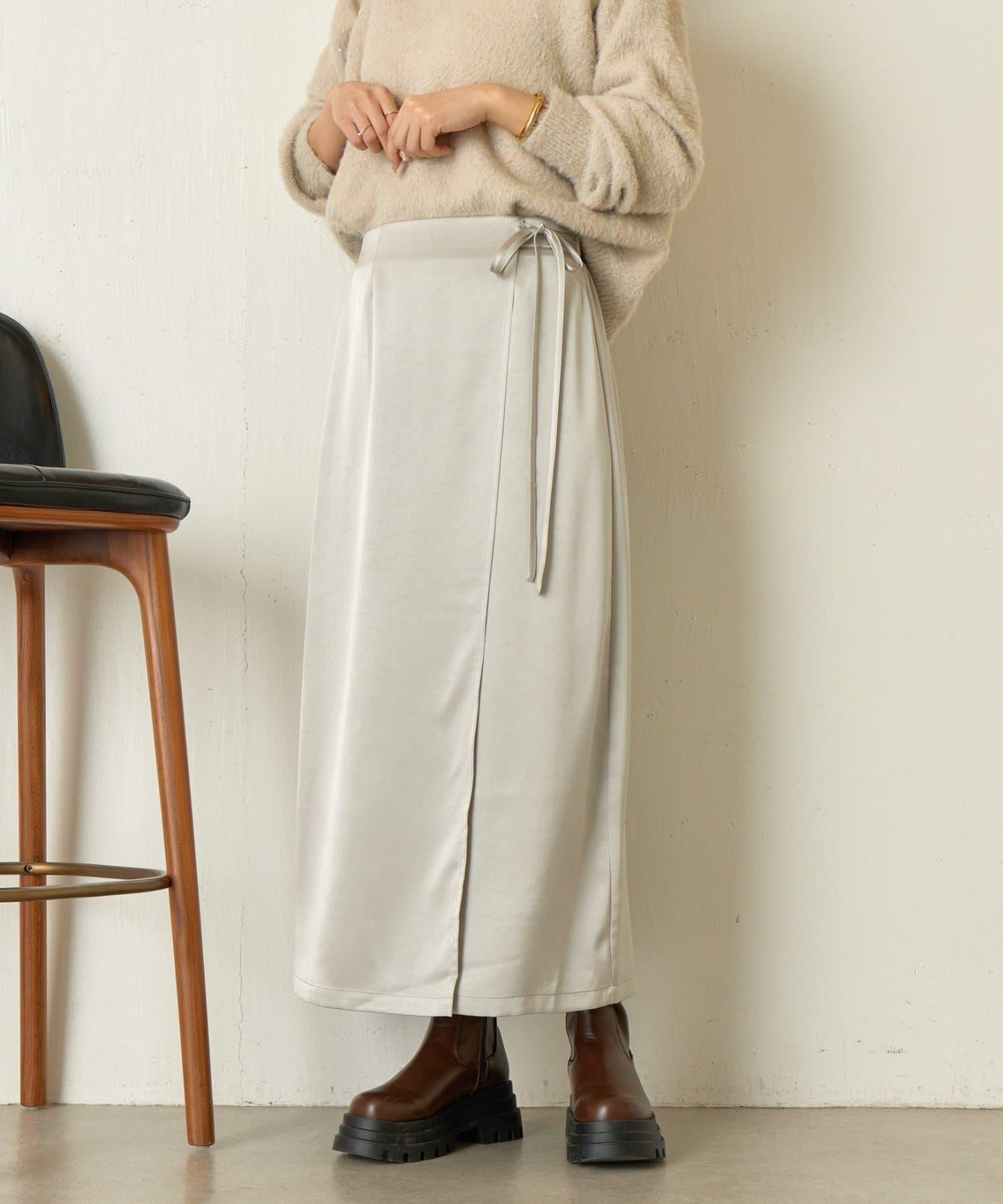 裹身風緞面半身裙