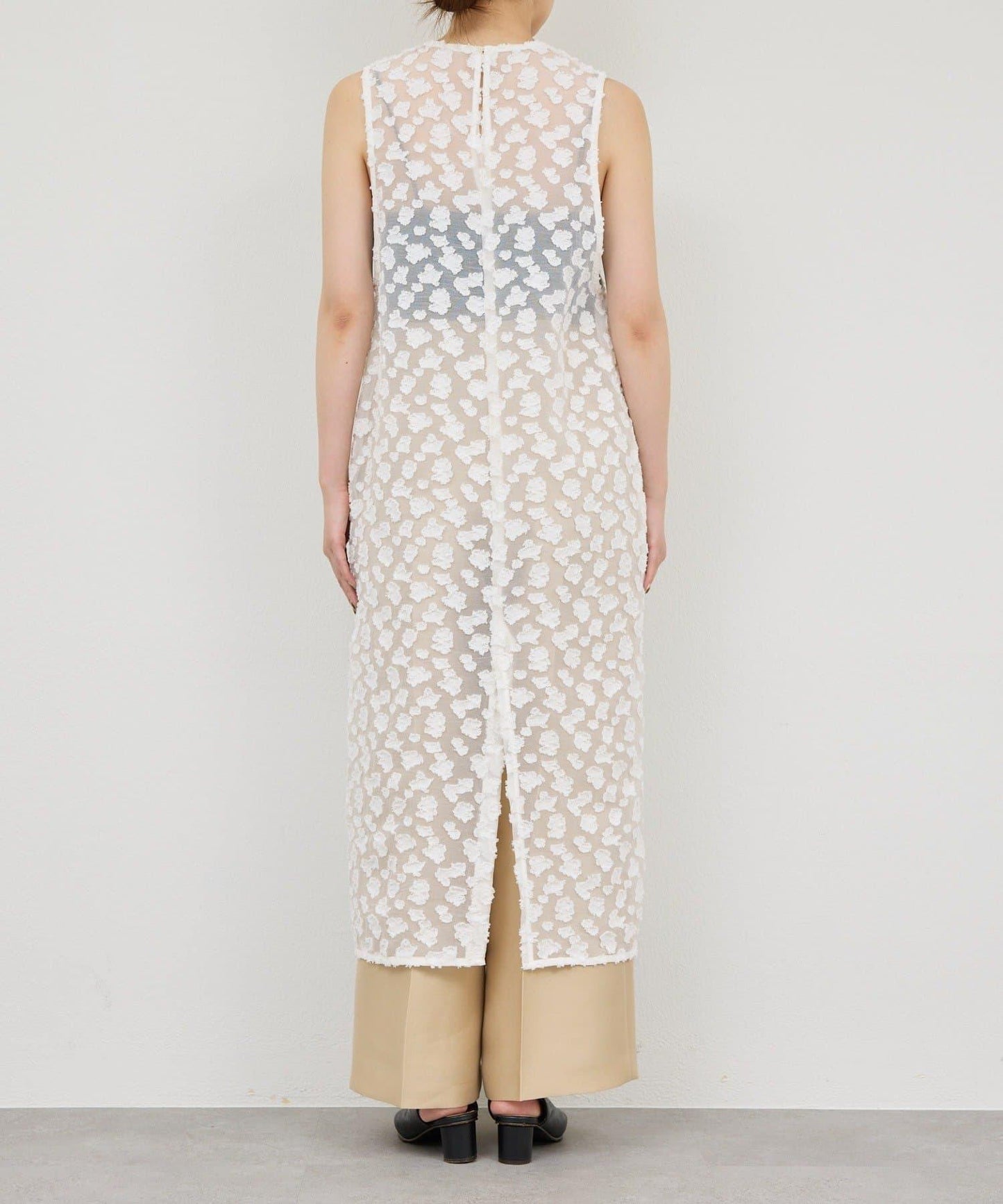 提花透視連衣裙