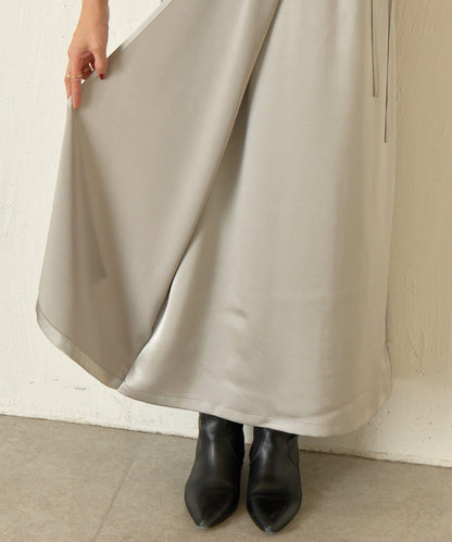 裹身風緞面半身裙