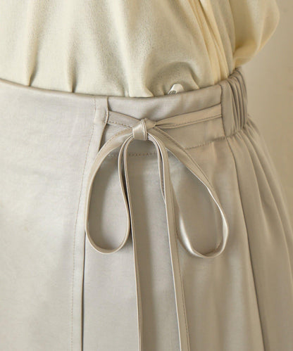 裹身風緞面半身裙