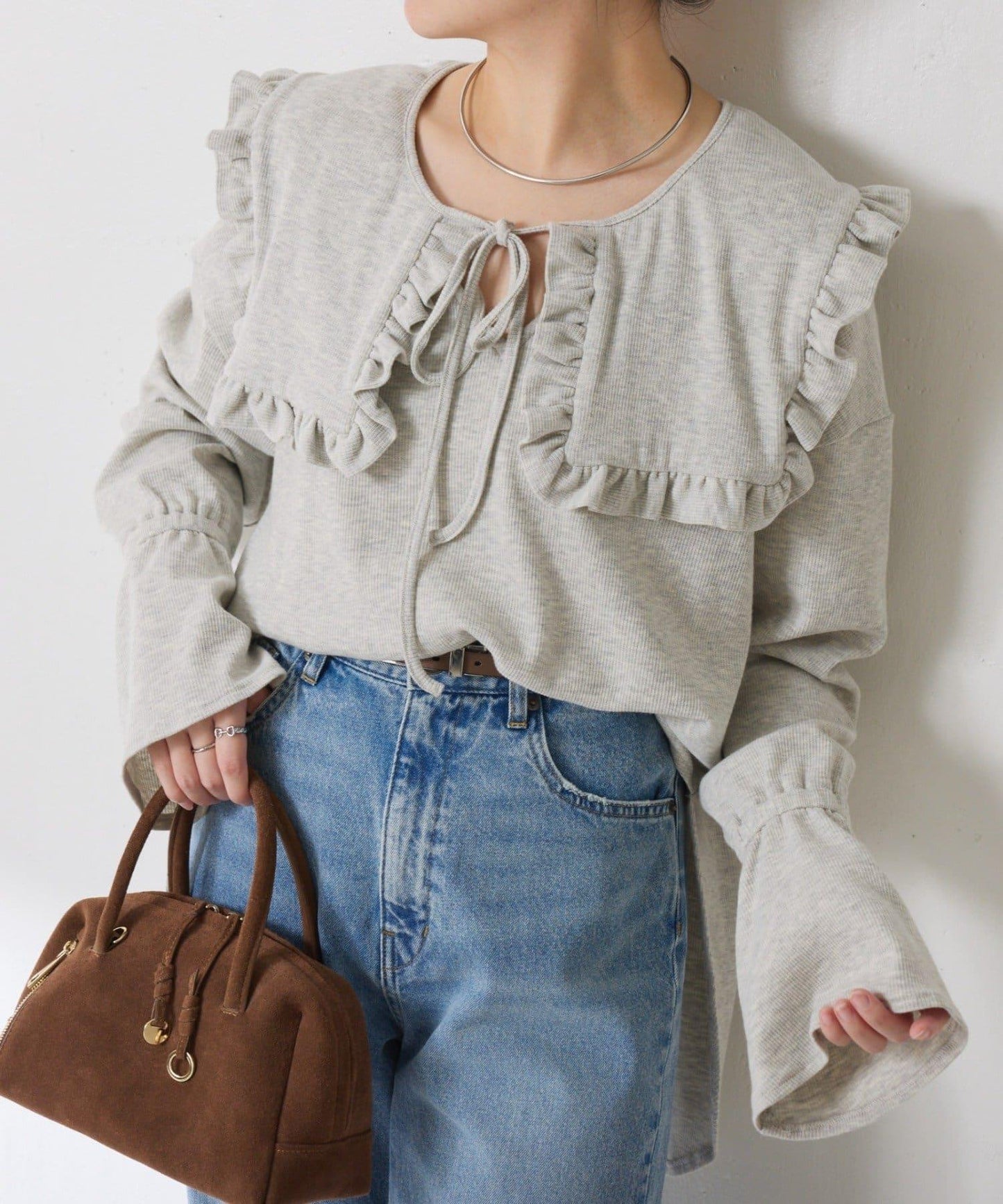 【領子可拆卸】Qanos 帶領荷葉邊長袖T恤