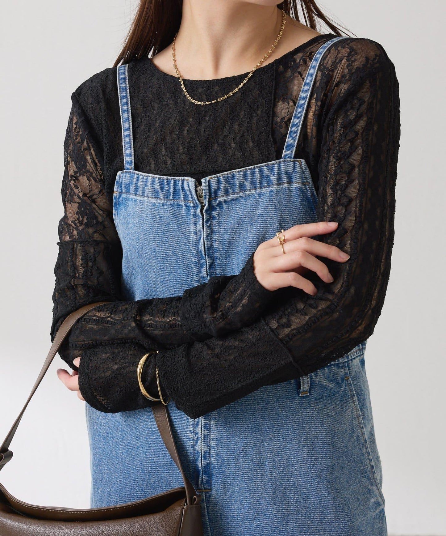 【疊穿推薦】Qanos蕾絲拼接長袖T恤