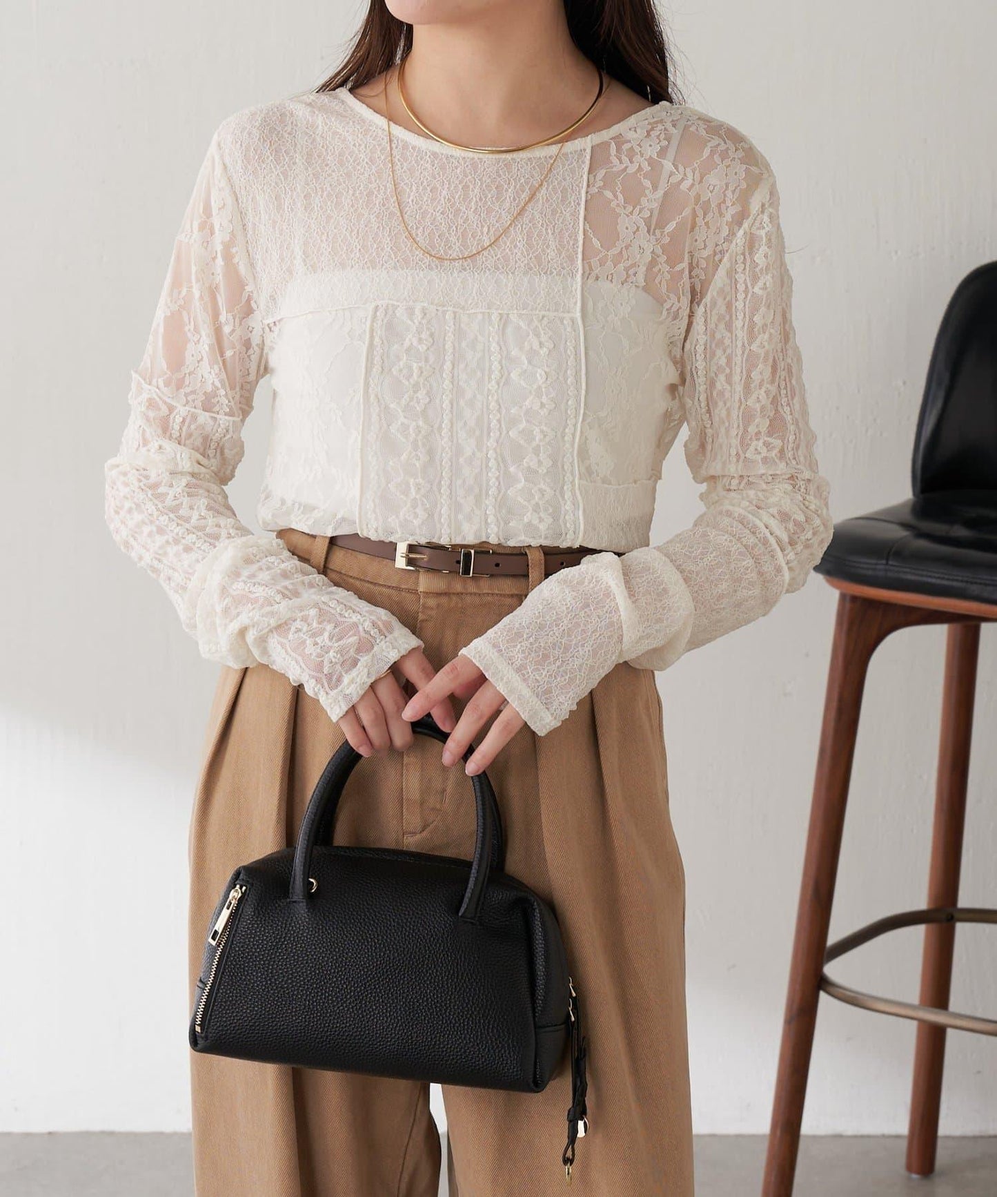 【疊穿推薦】Qanos蕾絲拼接長袖T恤