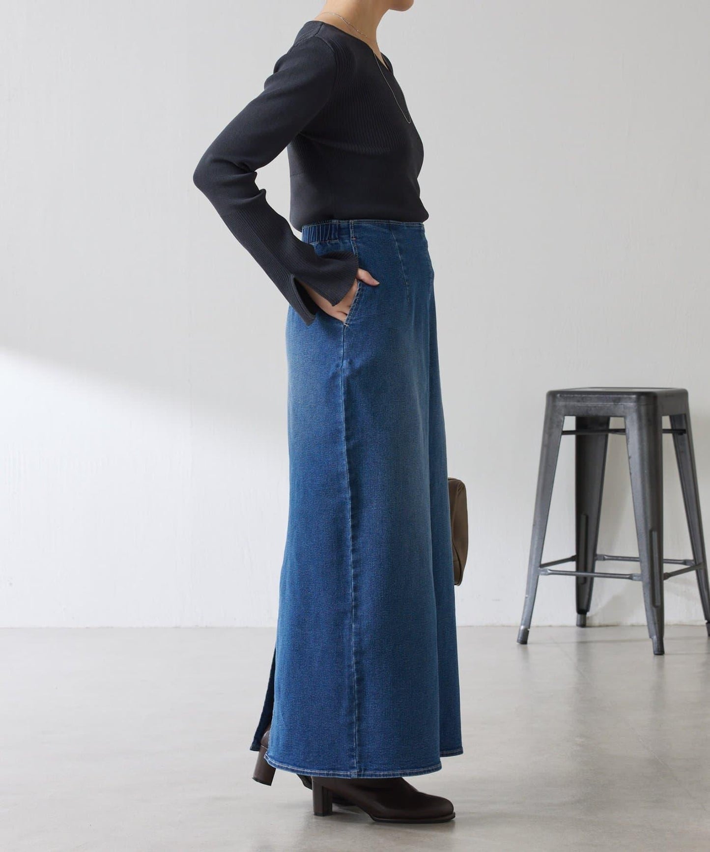 【彈力面料◎】Q.anos 修身牛仔半身裙