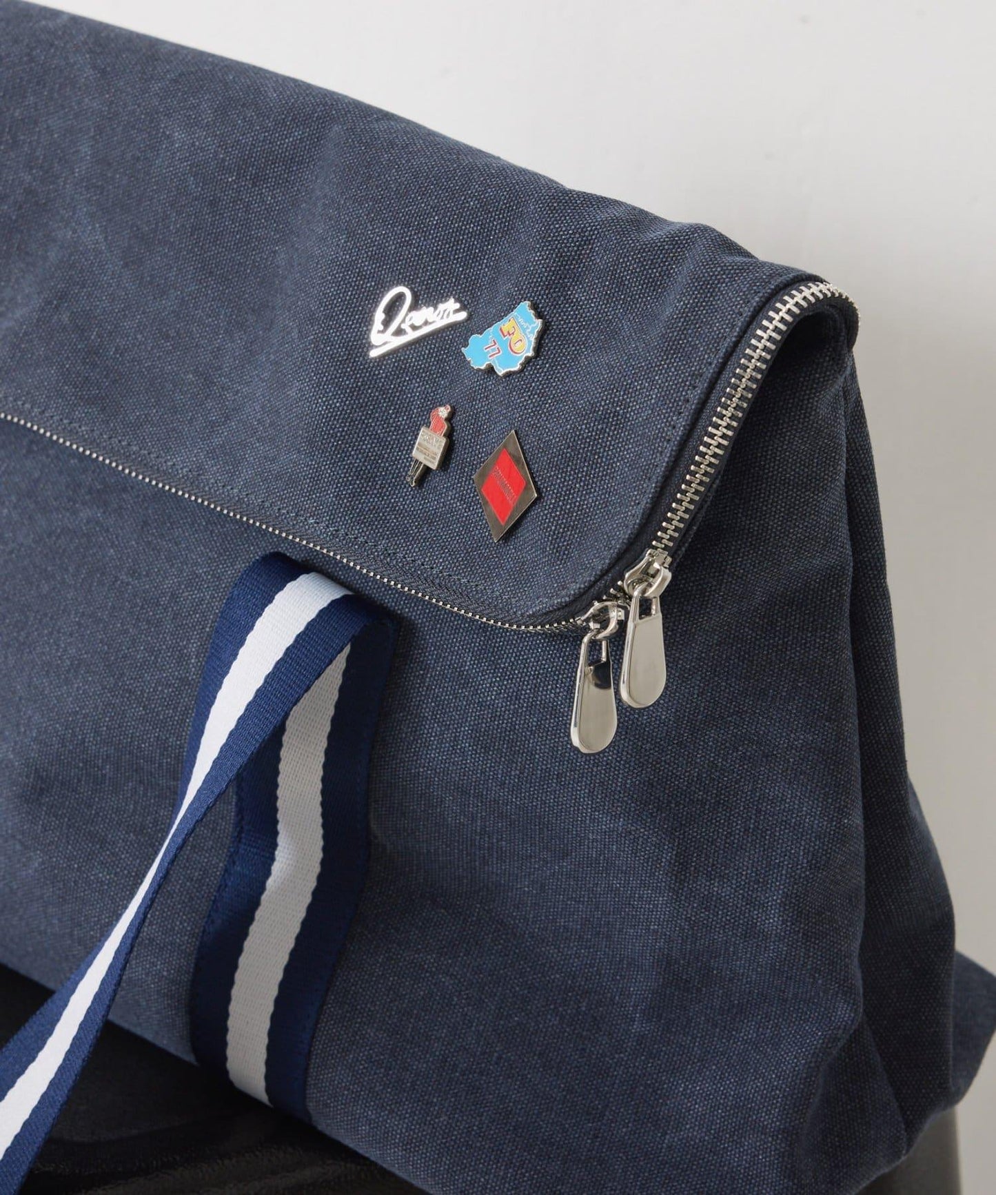 【附胸針】Q.anos大號波士頓托特包