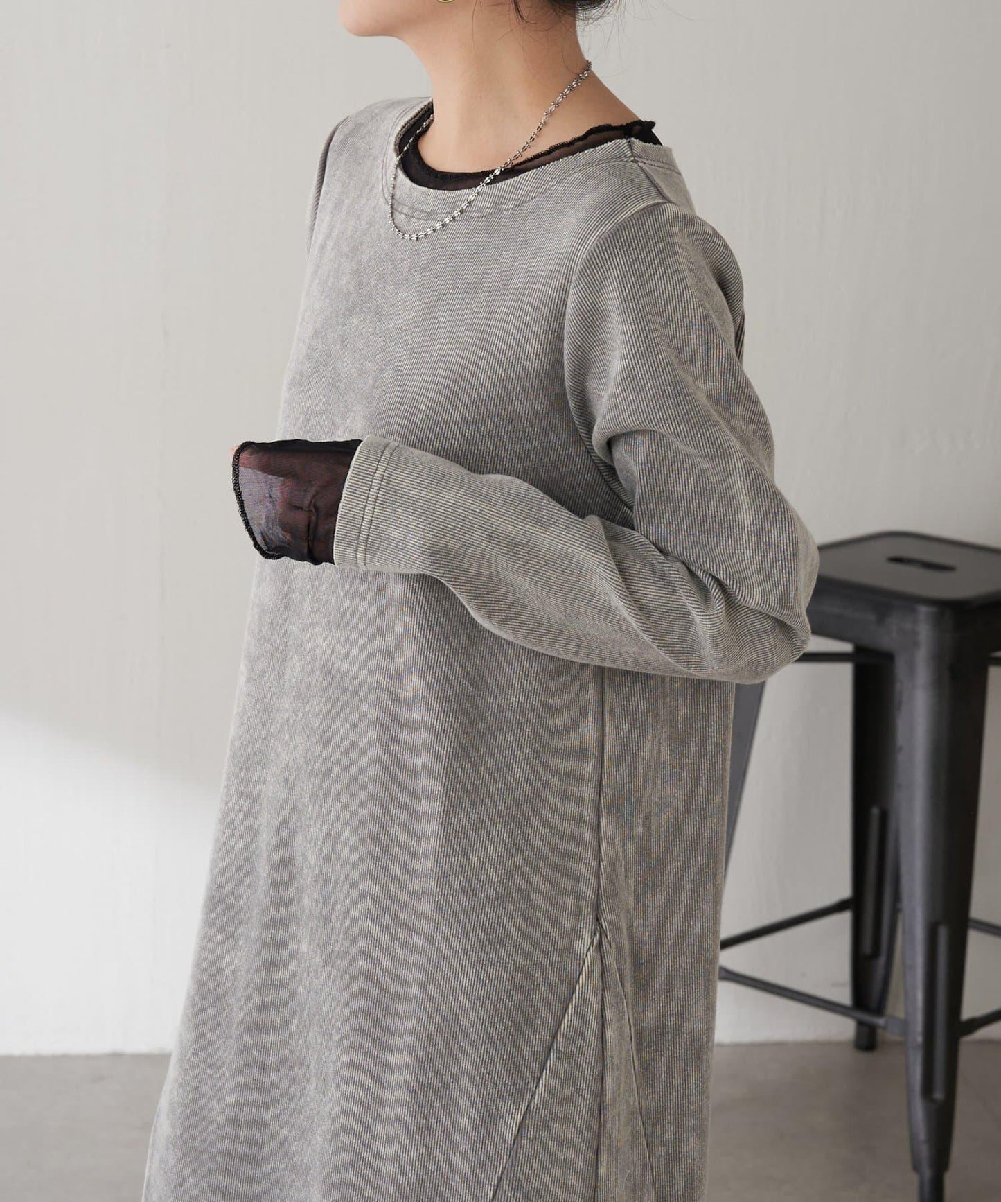 【修身顯瘦】Q.anos 網紗拼接連衣裙