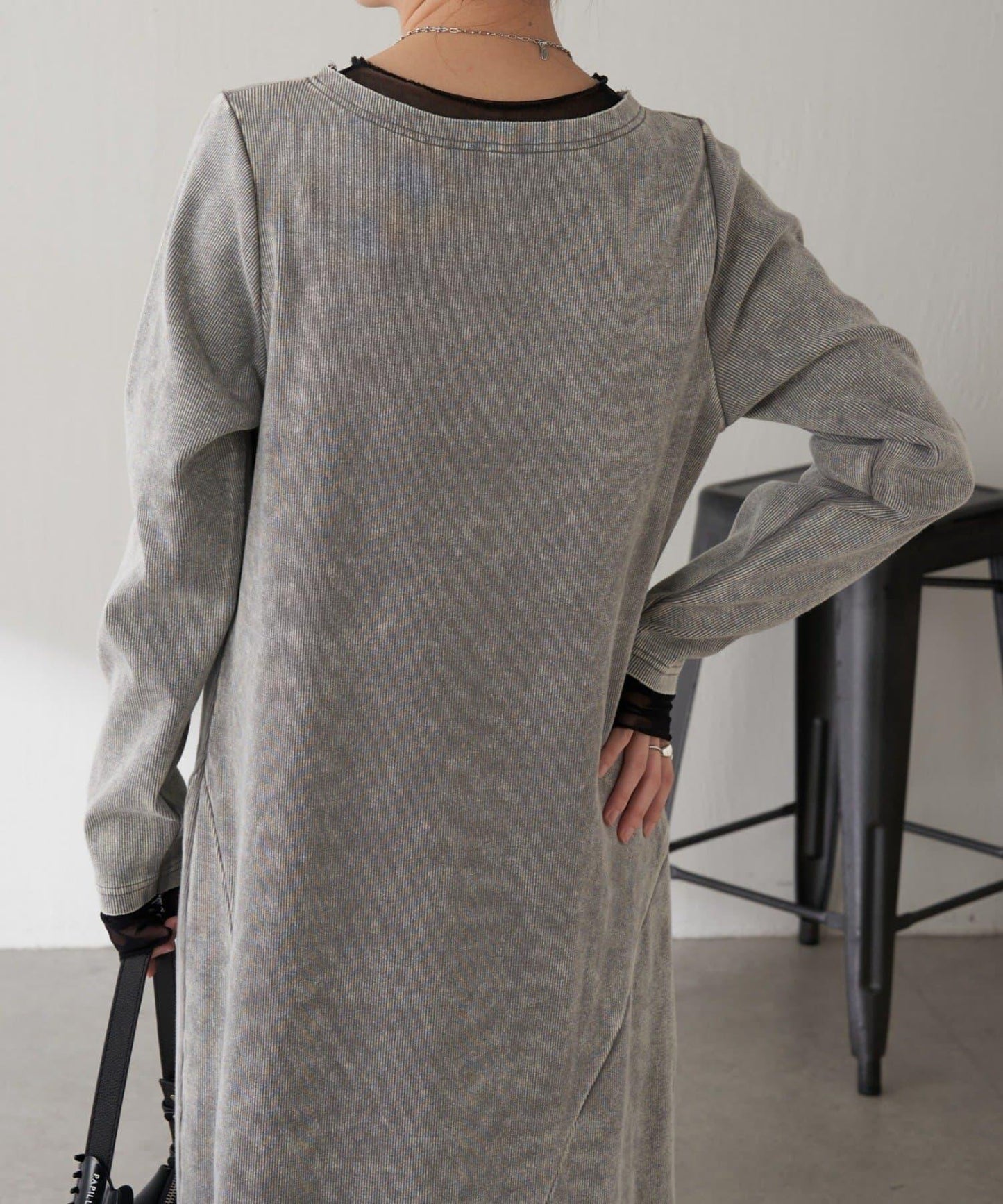 【修身顯瘦】Q.anos 網紗拼接連衣裙