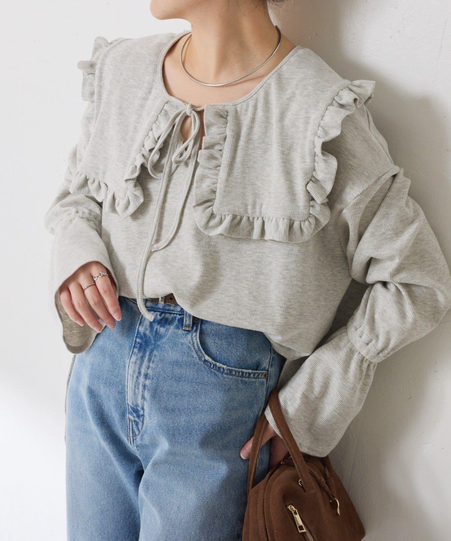 【領子可拆卸】Qanos 帶領荷葉邊長袖T恤