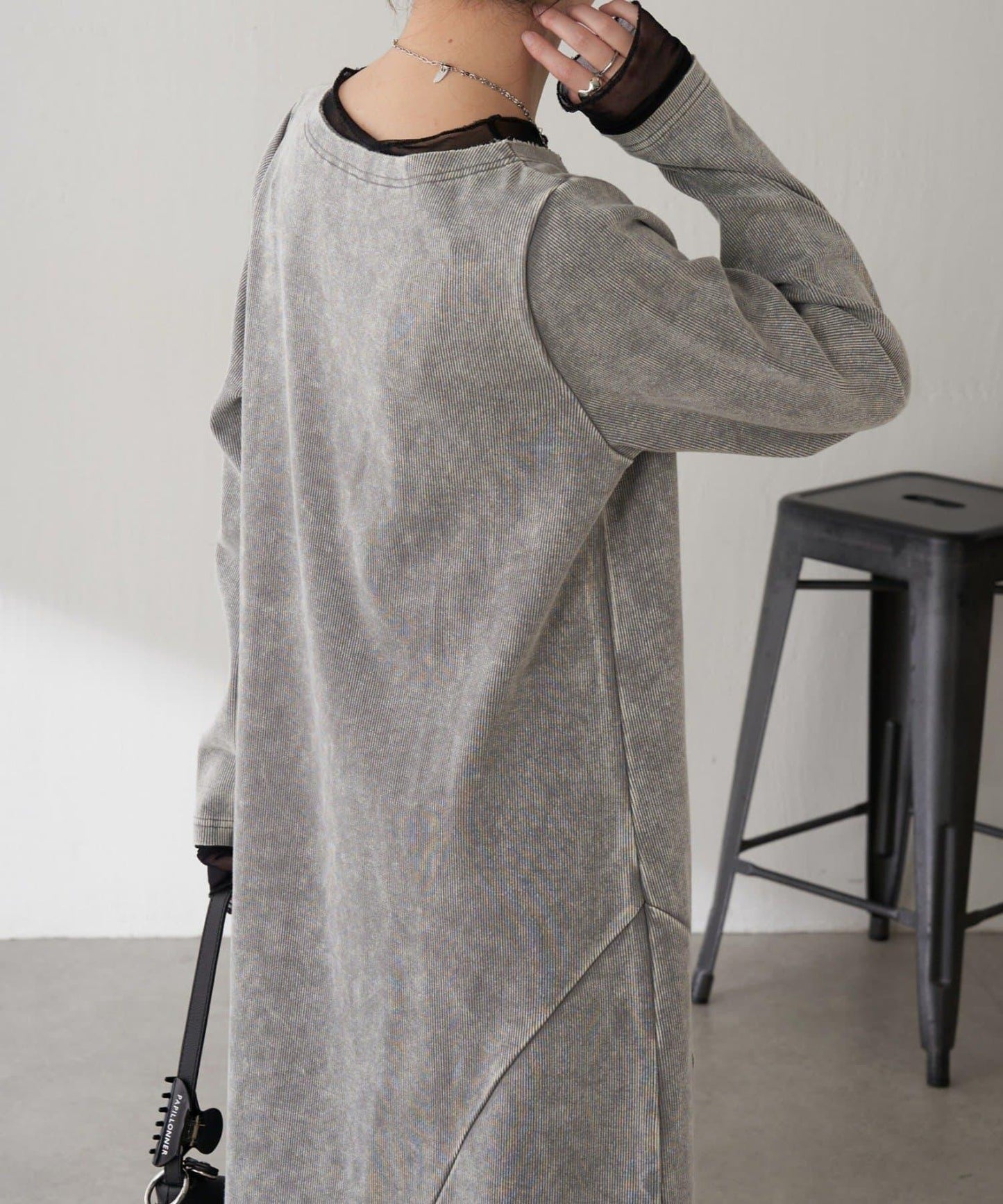 【修身顯瘦】Q.anos 網紗拼接連衣裙