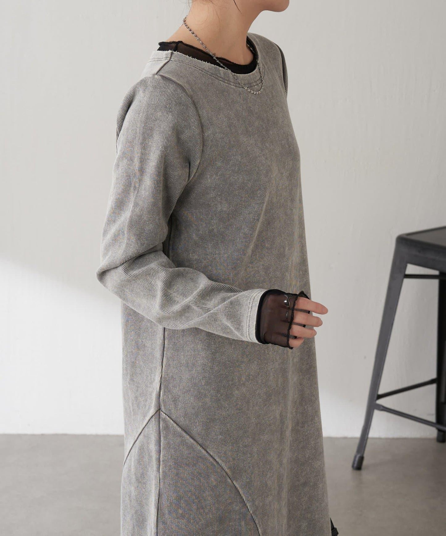 【修身顯瘦】Q.anos 網紗拼接連衣裙