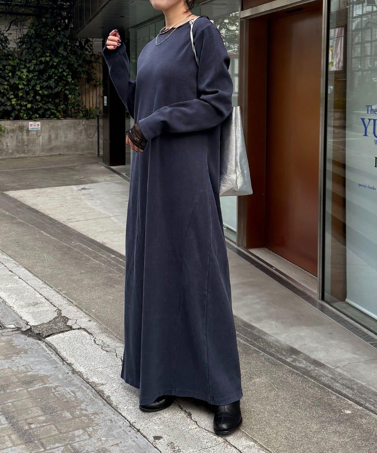 【修身顯瘦】Q.anos 網紗拼接連衣裙