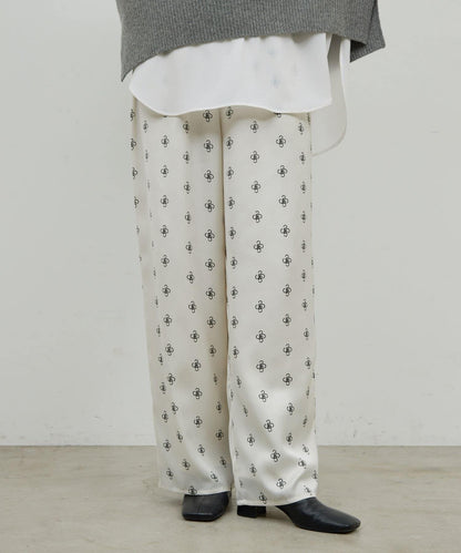 【近期開始】【可手洗】印花緞面長褲