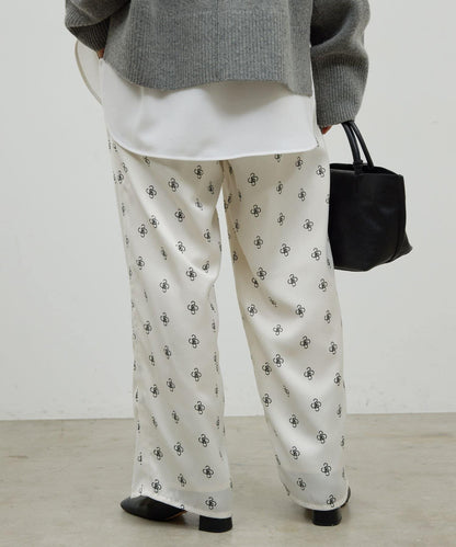 【近期開始】【可手洗】印花緞面長褲