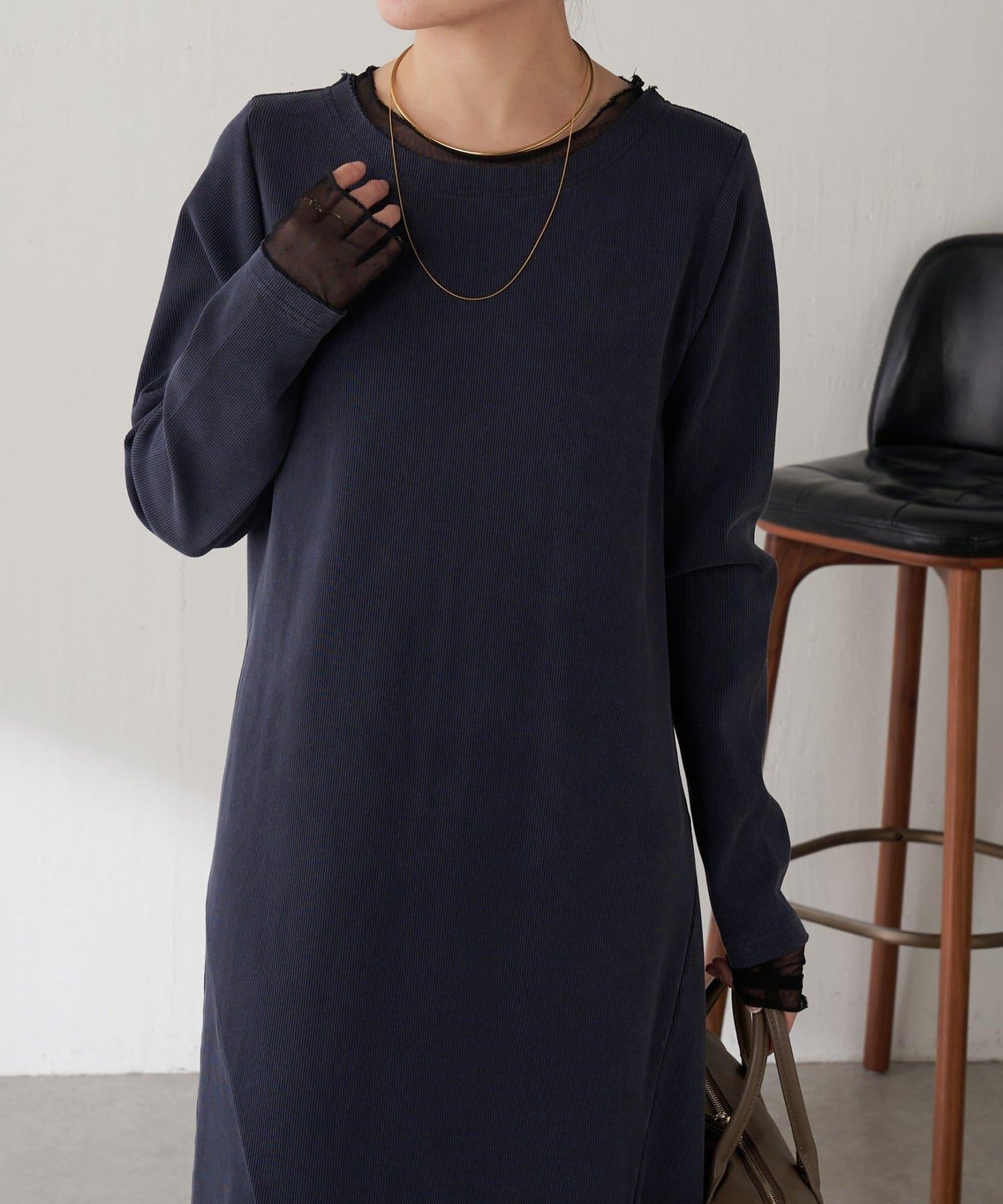 【修身顯瘦】Q.anos 網紗拼接連衣裙