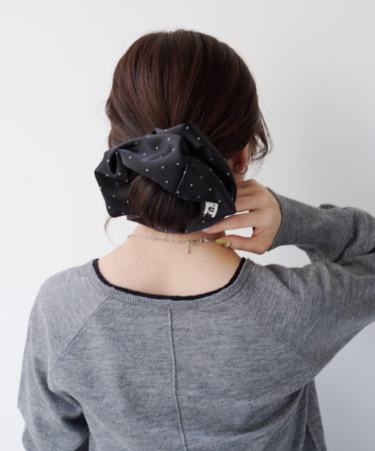 【fiw.】緞面波點發圈