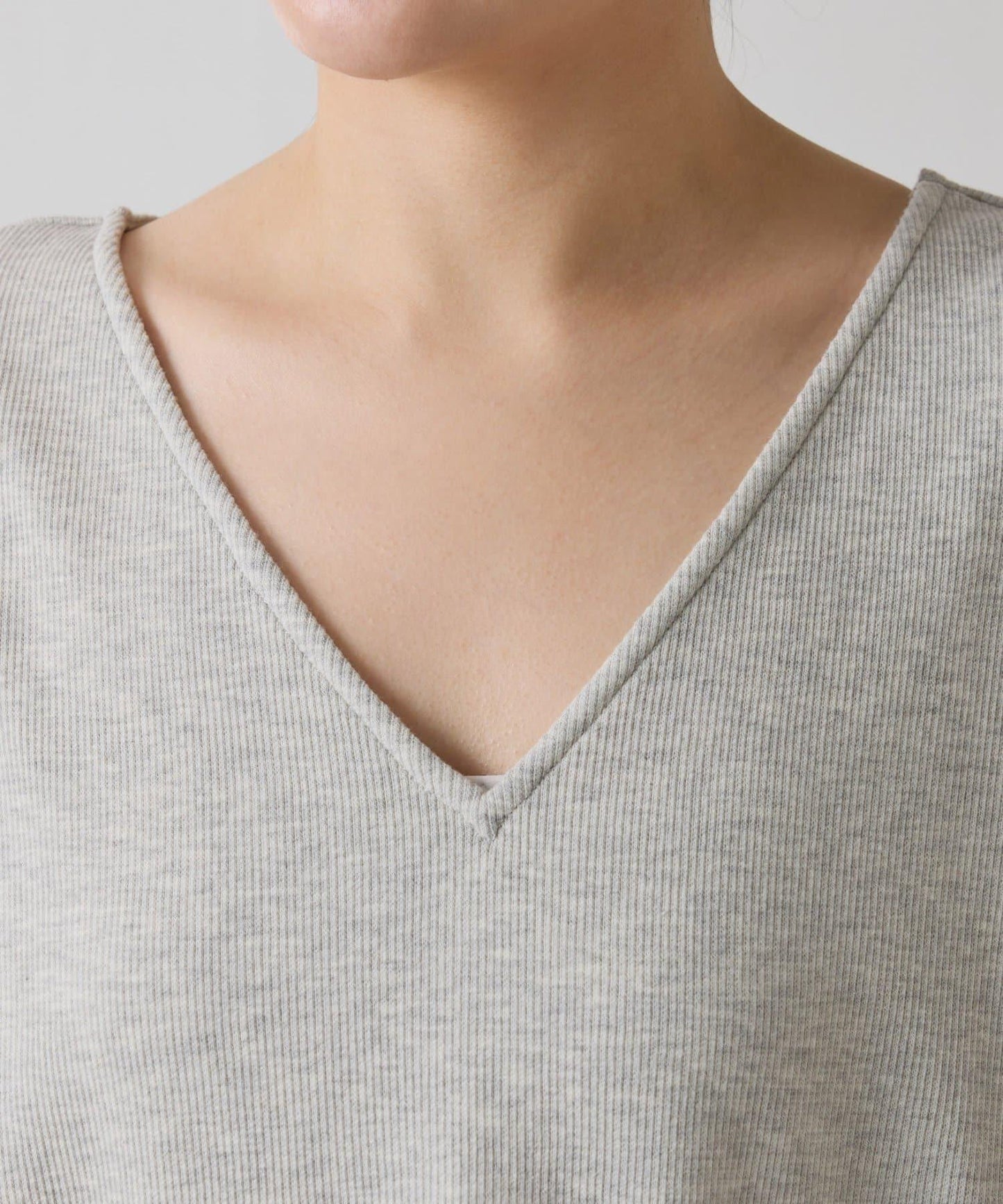 【領子可拆卸】Qanos 帶領荷葉邊長袖T恤