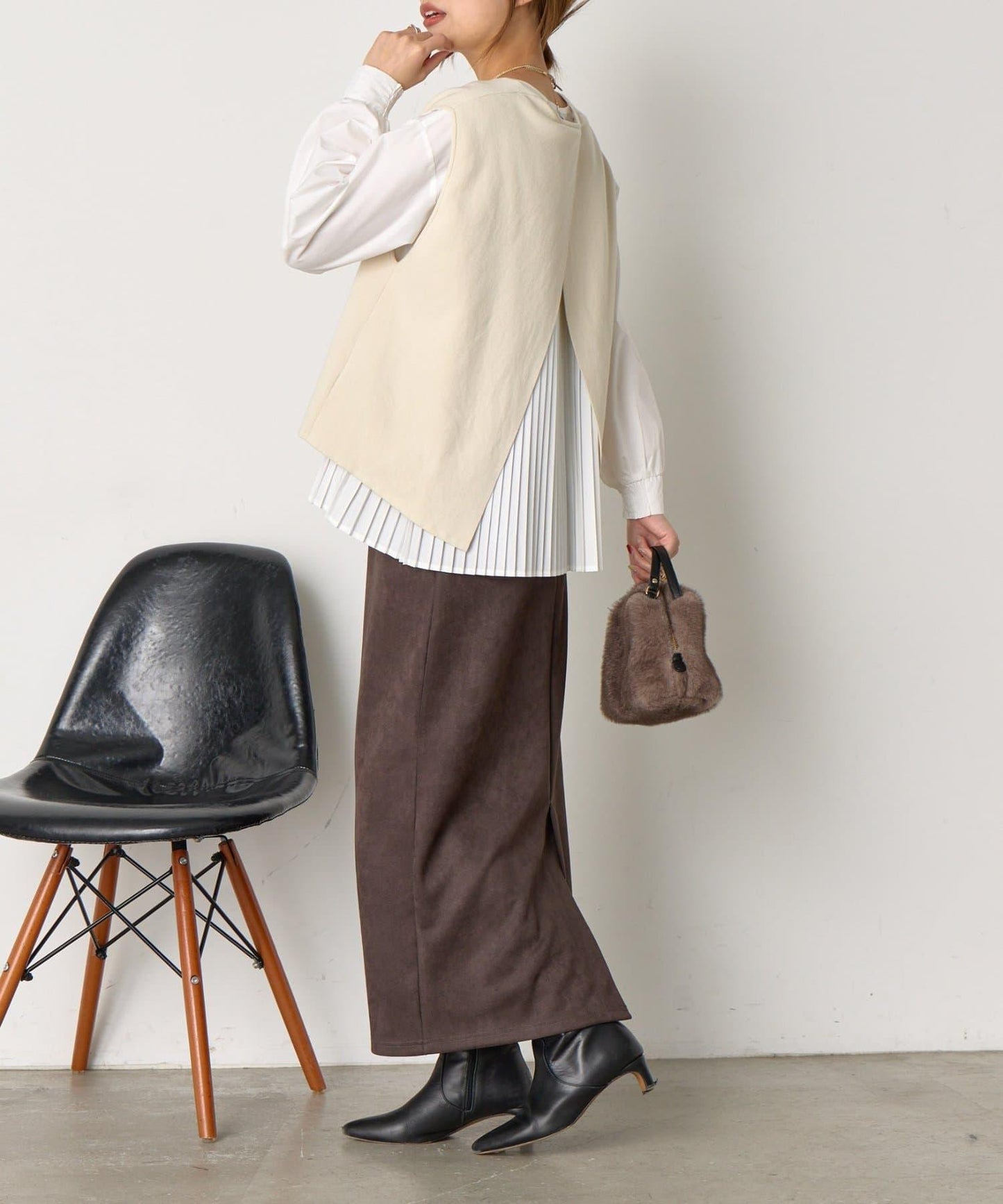 百褶襯衫馬甲套裝