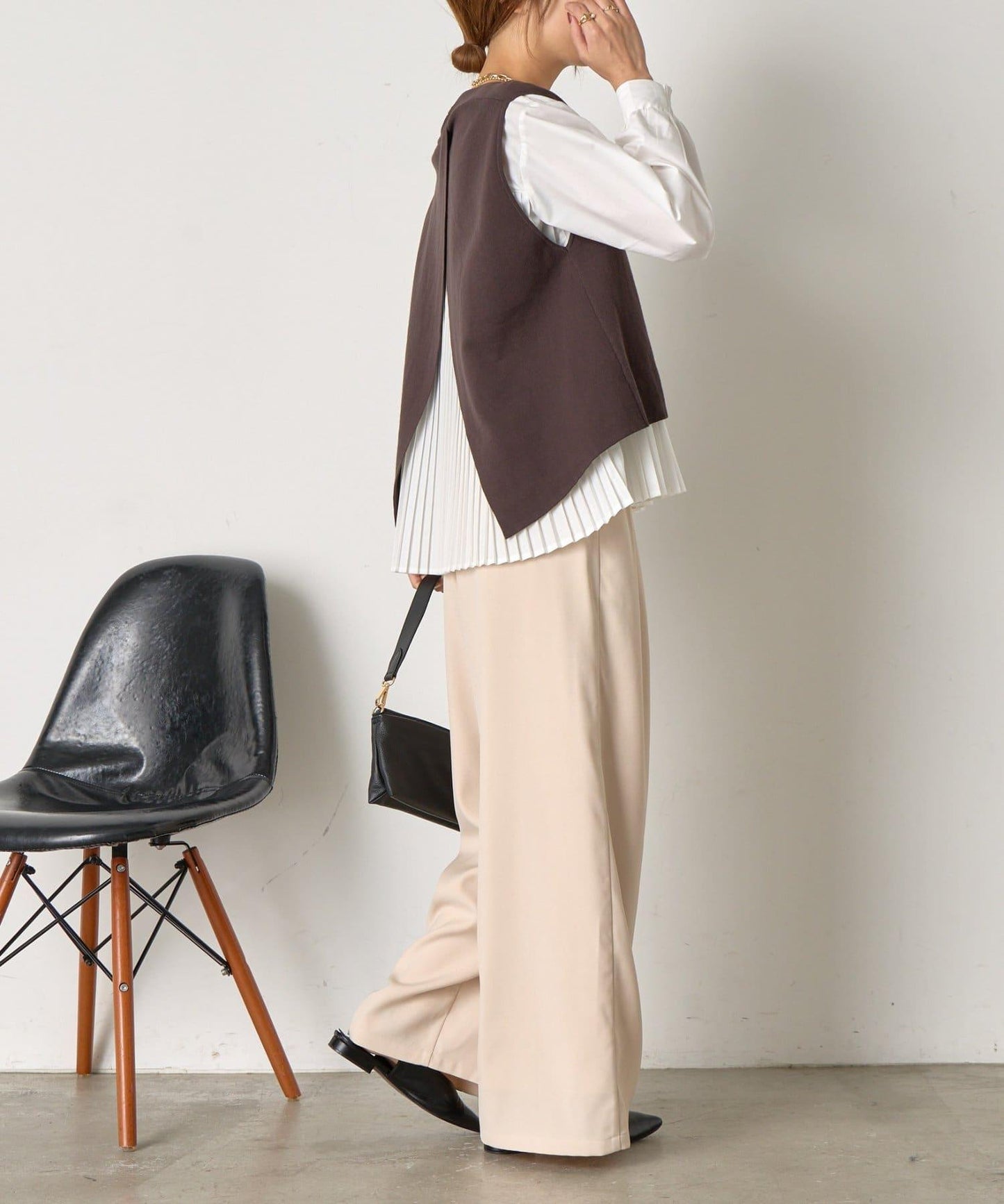 百褶襯衫馬甲套裝