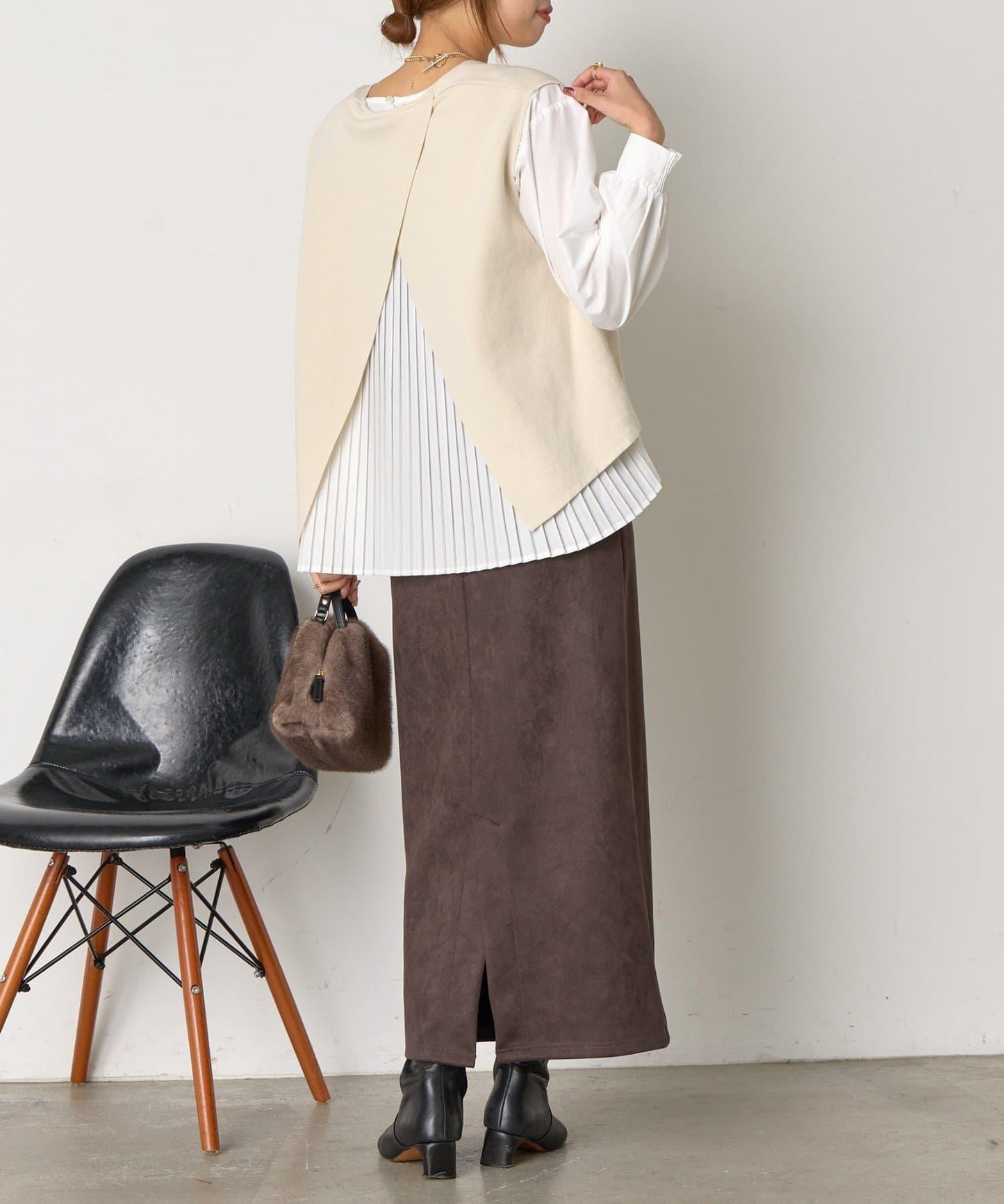 百褶襯衫馬甲套裝