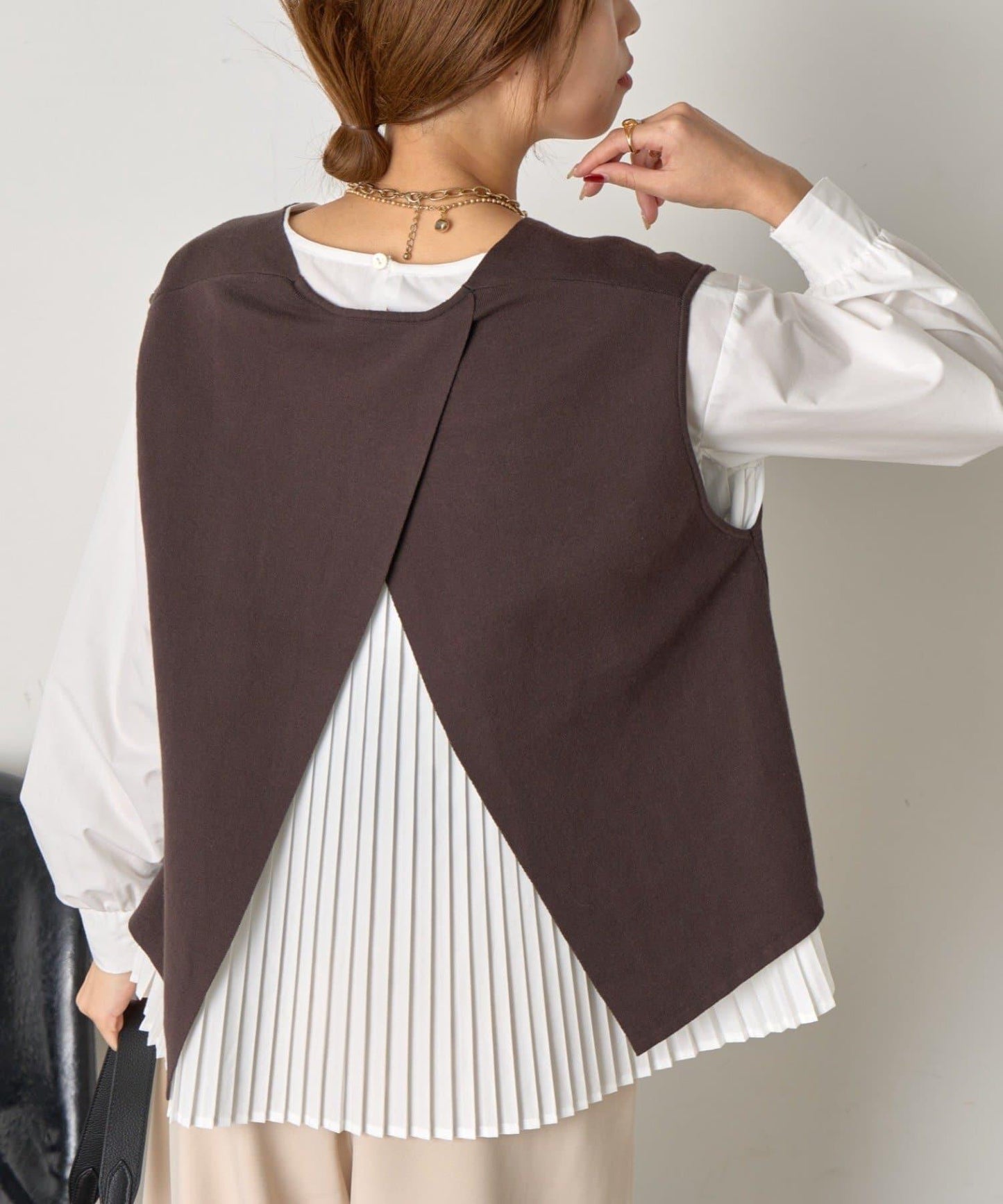 百褶襯衫馬甲套裝