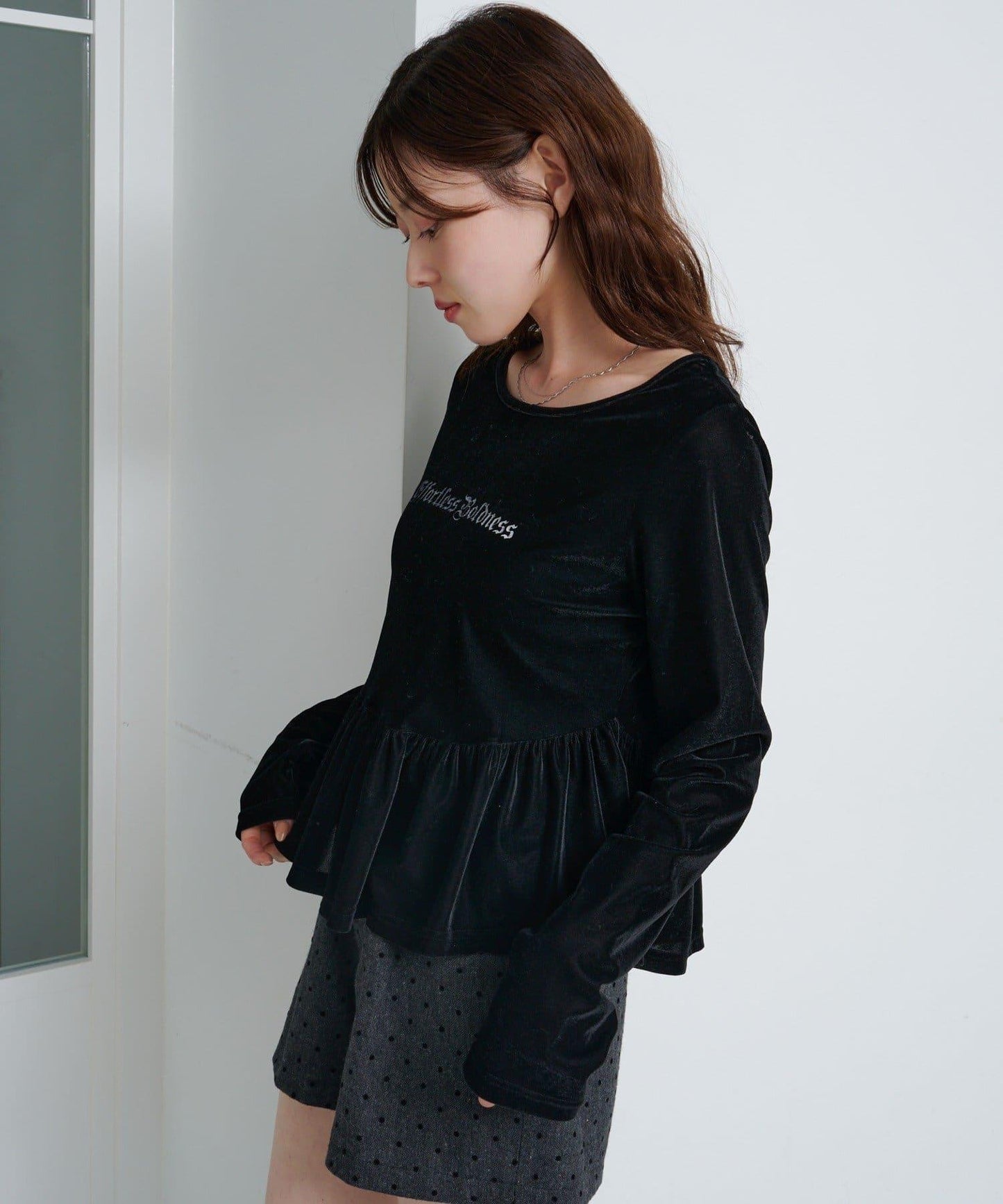 徽標荷葉邊天鵝絨上衣