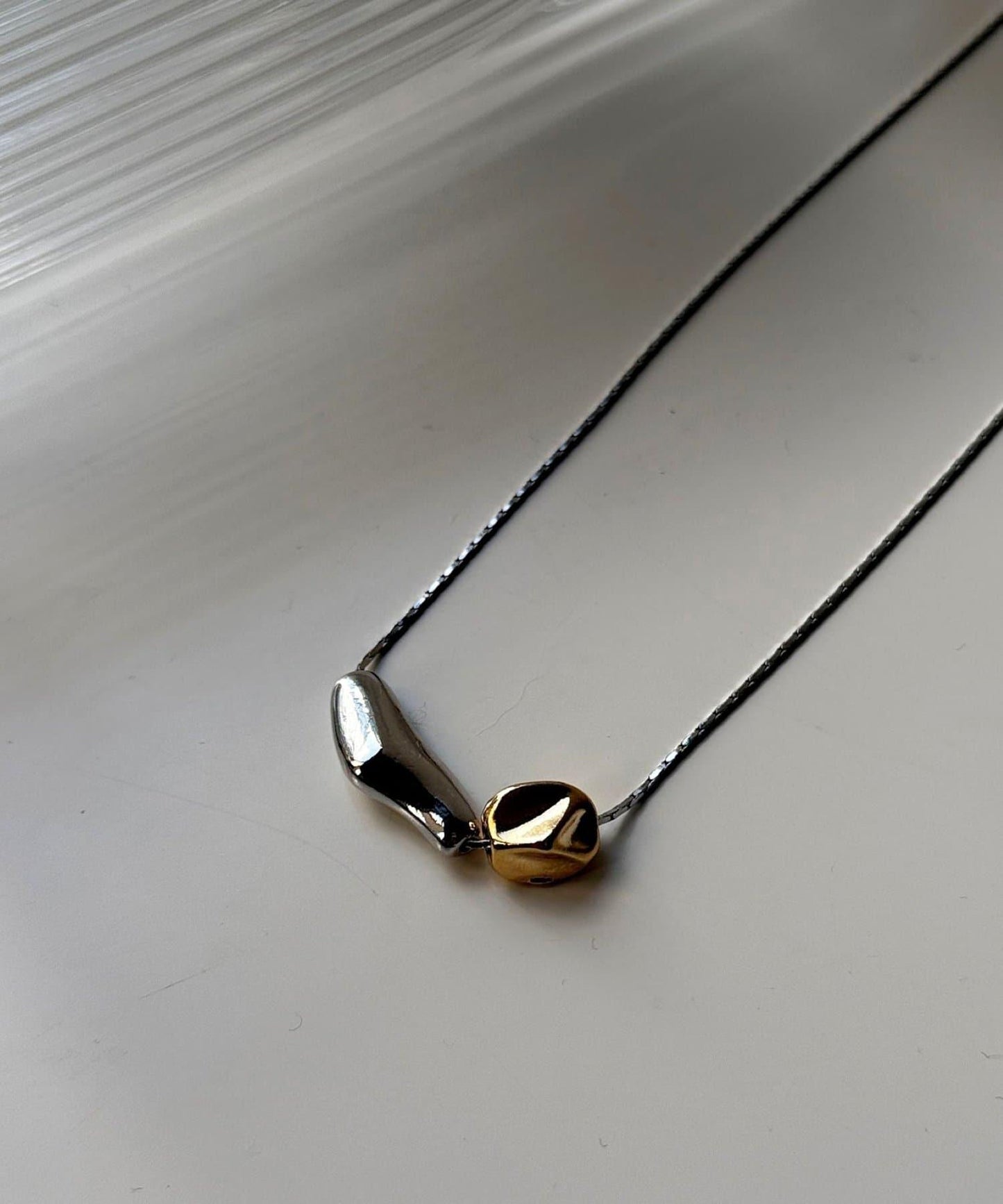 不規則立體大小拼接吊墜項鍊