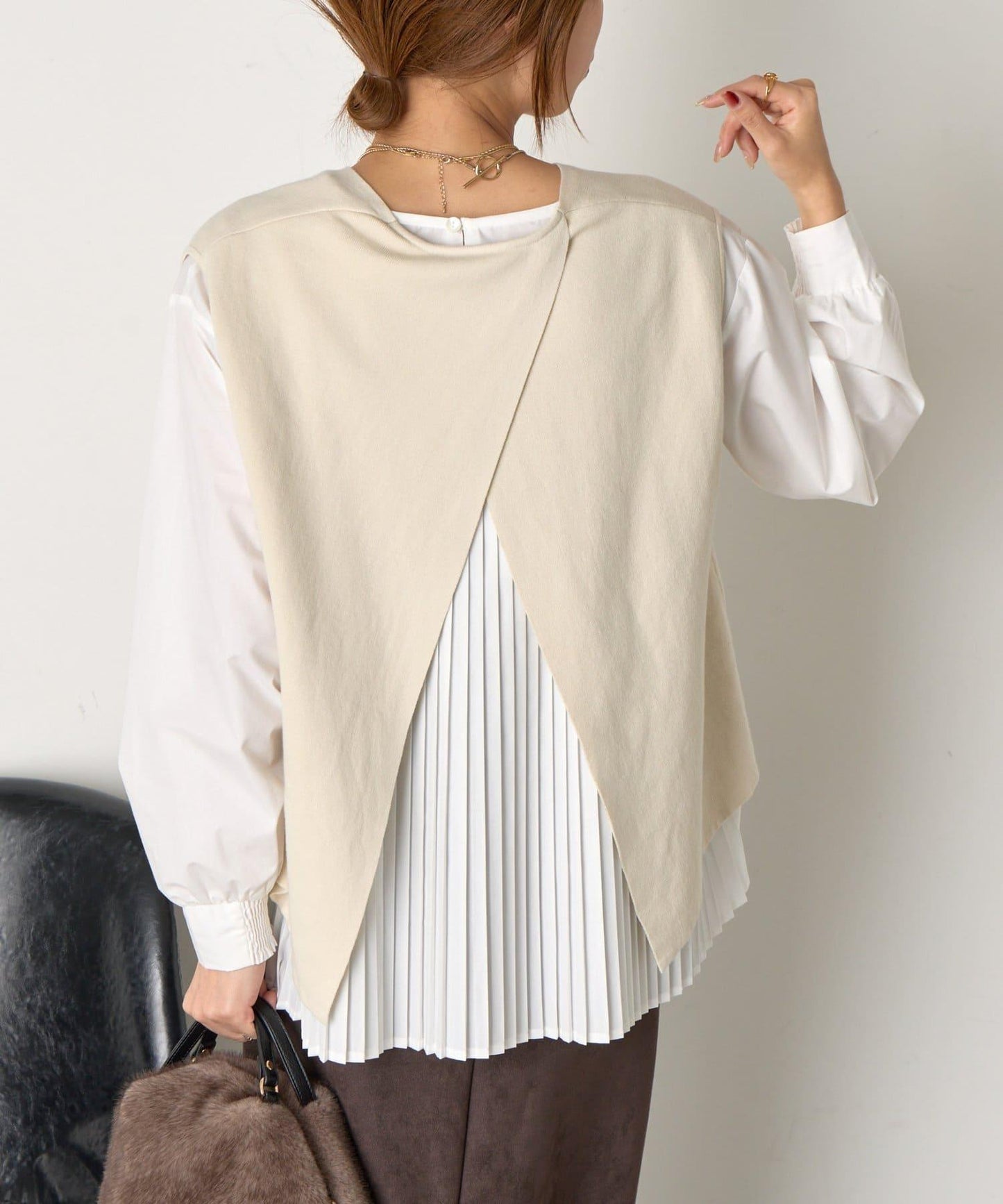 百褶襯衫馬甲套裝