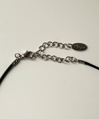 半月形吊墜項鍊