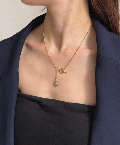 金屬釦環造型設計項鍊