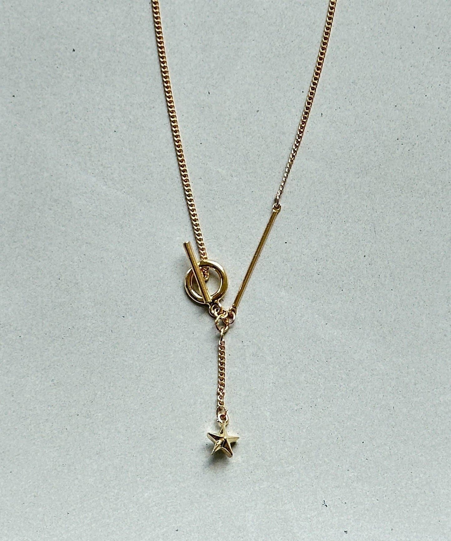 金屬釦環造型設計項鍊