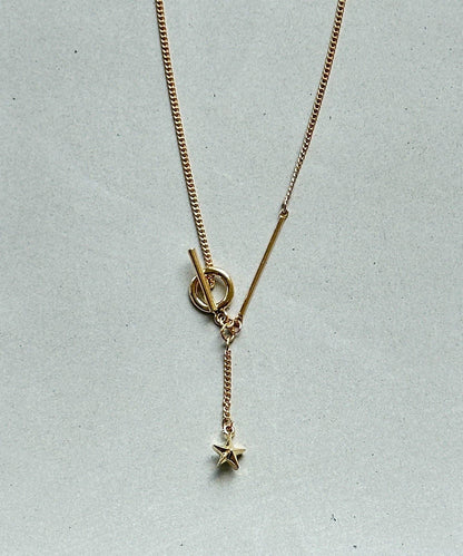 金屬釦環造型設計項鍊