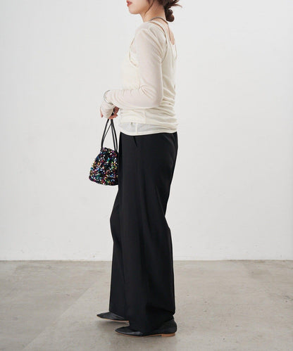 吊帶背心疊穿長袖T恤