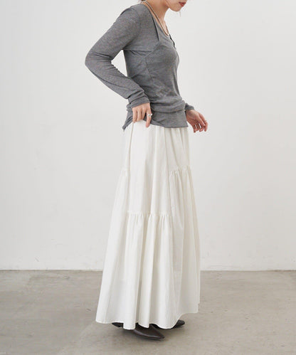 吊帶背心疊穿長袖T恤