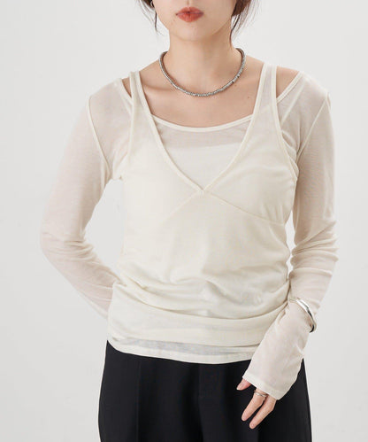 吊帶背心疊穿長袖T恤