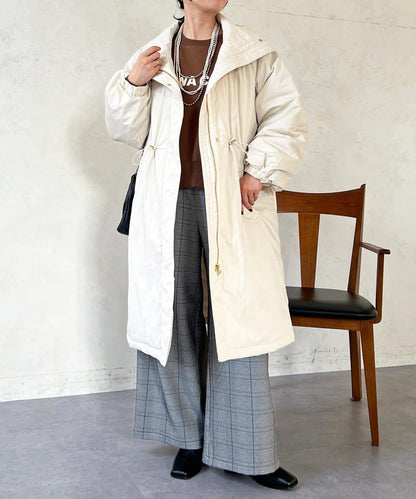收腰長款大衣