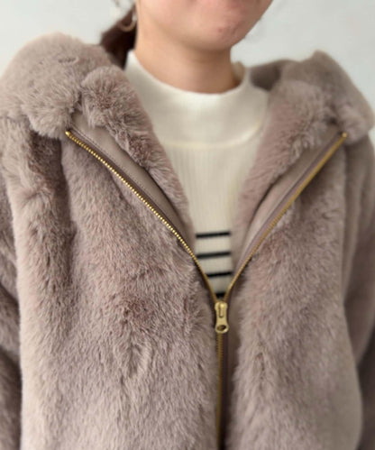 仿皮草拼接羊羔絨夾克