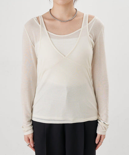 吊帶背心疊穿長袖T恤