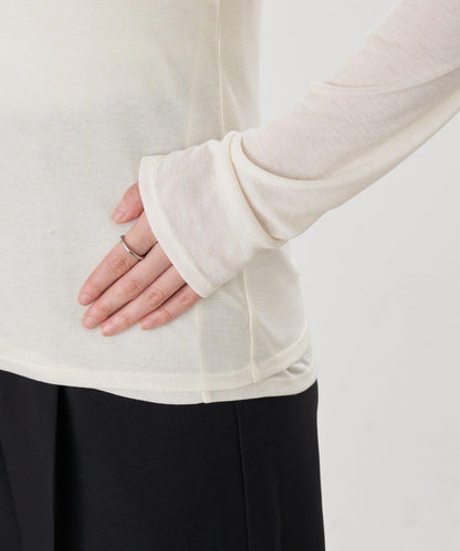 吊帶背心疊穿長袖T恤