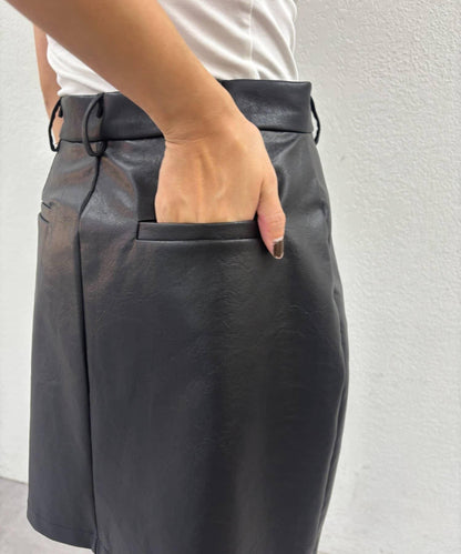 皮革迷你裙
