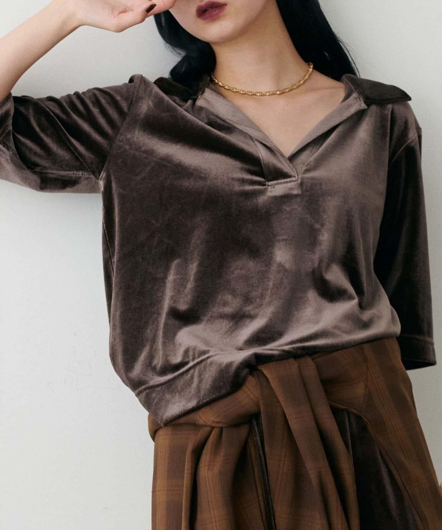 【LARUTA】天鵝絨翻領套頭衫