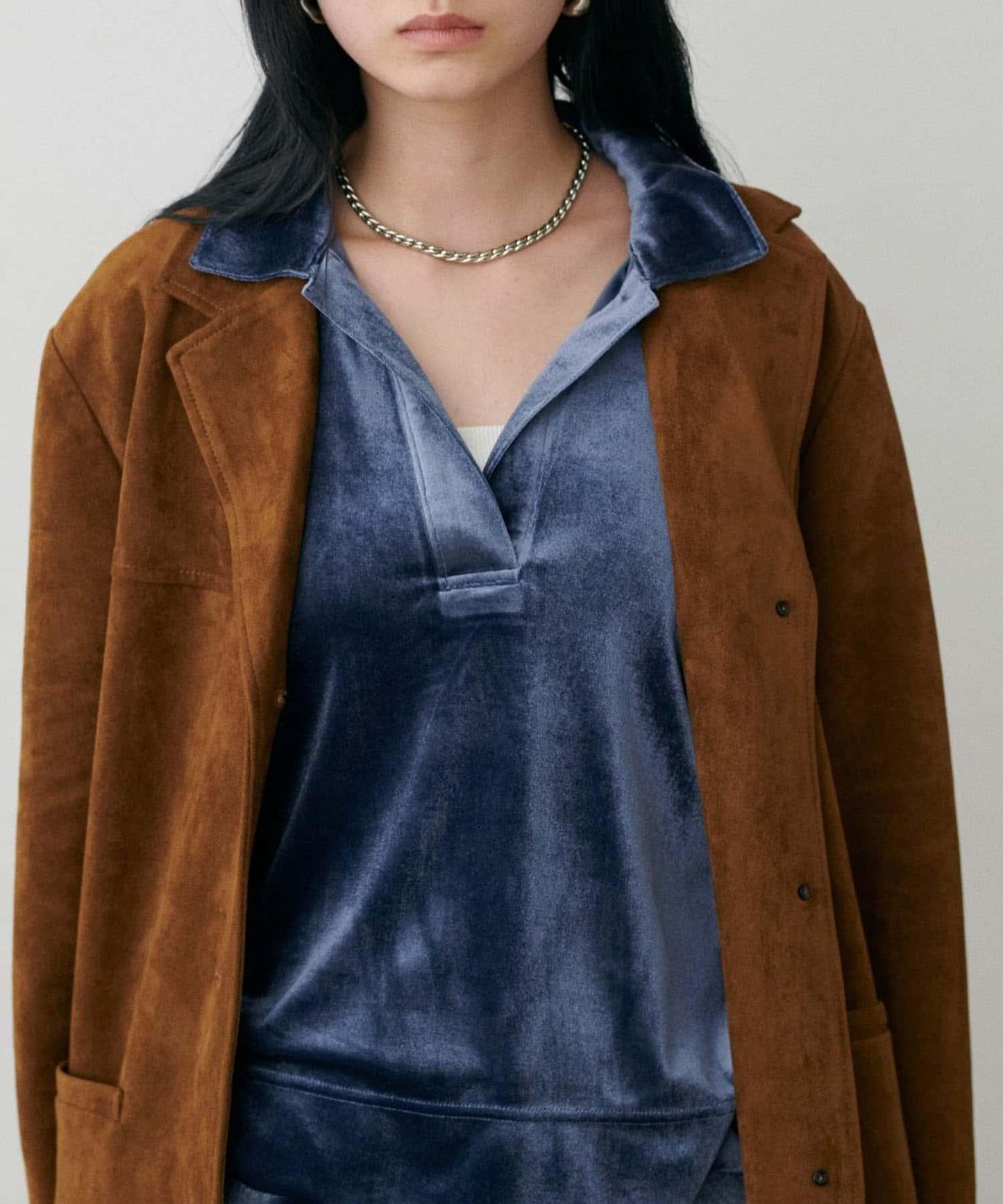 【LARUTA】天鵝絨翻領套頭衫