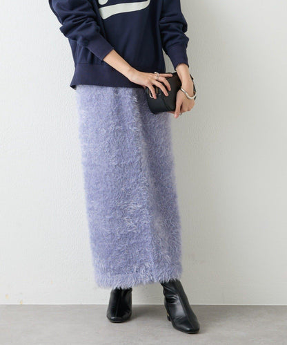 造型點睛之選 軟質長毛背部開衩修身半身裙