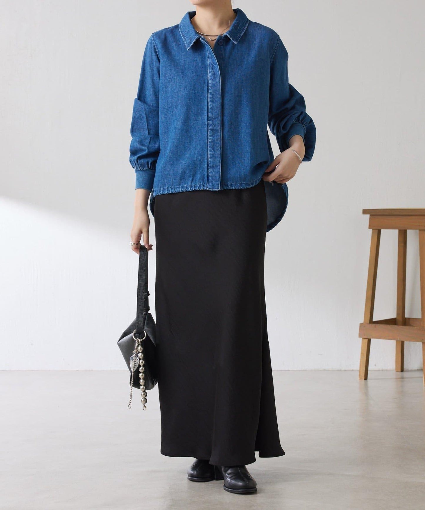 【可自由搭配】Q.anos 抽繩立領牛仔襯衫