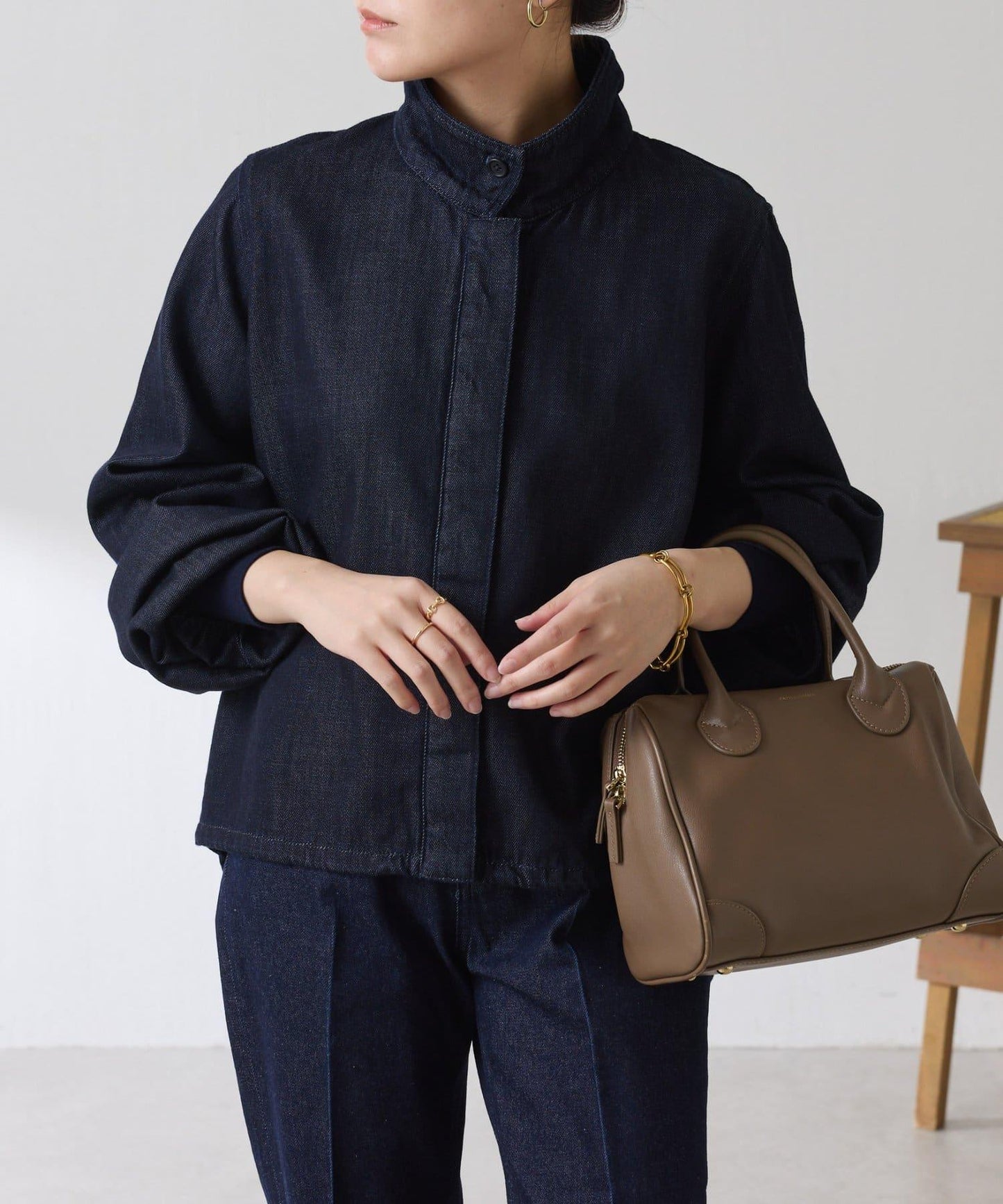 【可自由搭配】Q.anos 抽繩立領牛仔襯衫