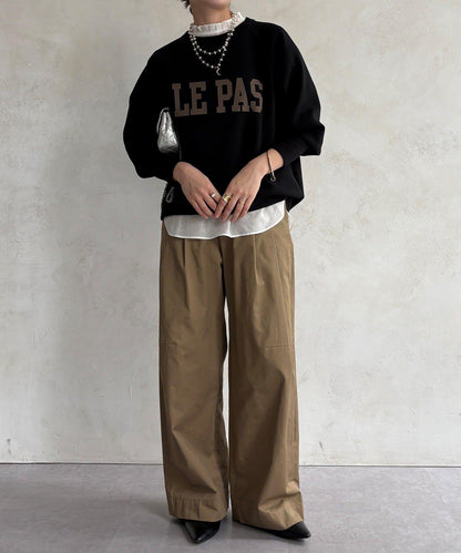 袖口羅紋箱型Logo上衣